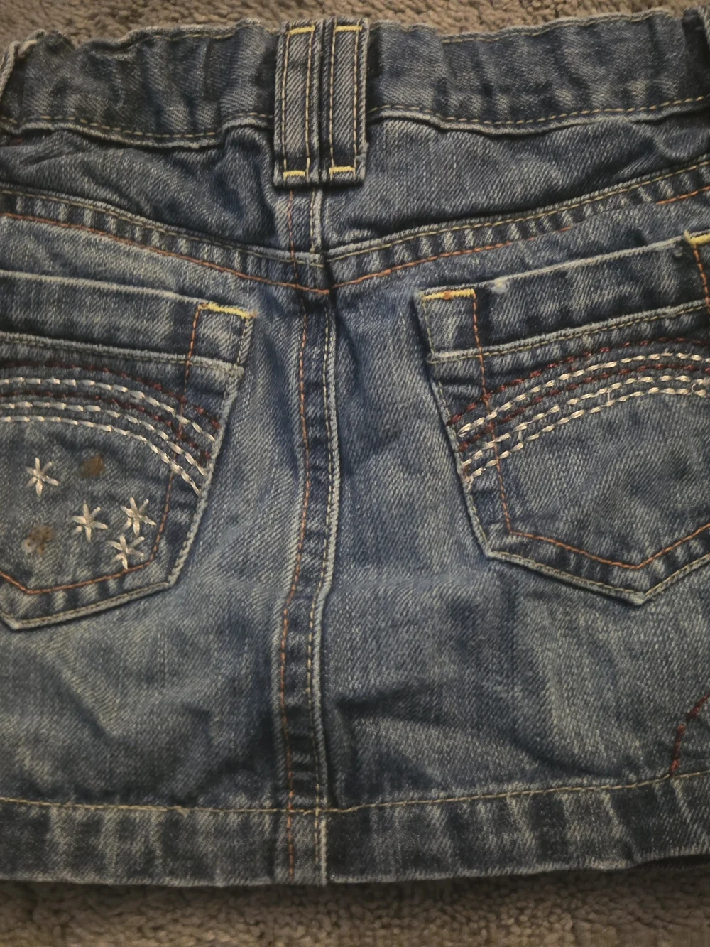 GAP brand, Blue Denim, Toddler‎ jean skort with Floral Embroidery, Size 4